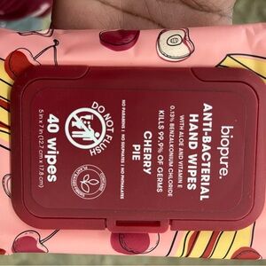 Cherry Pie Anti-Bacterial Hand Wipes - Red